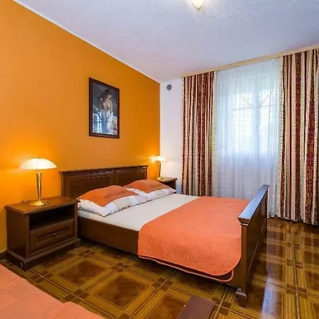 Croliday Nin-zaton 5001 Apartment *