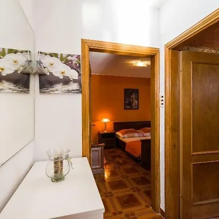 Croliday Nin-zaton 5001 Apartment *