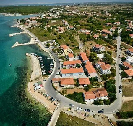Apartment Croliday Nin-zaton 5001 *