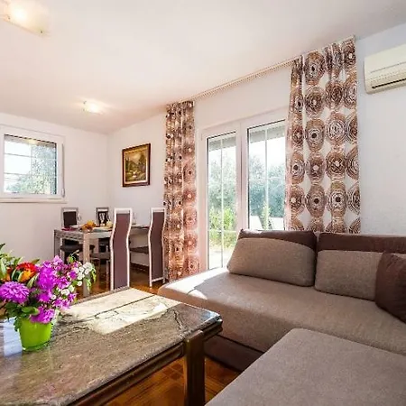 Croliday Nin-zaton 5001 Apartment *